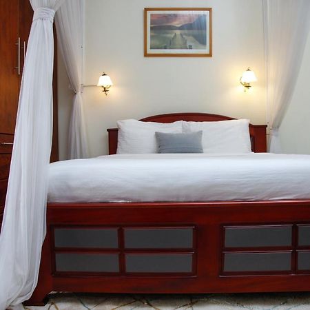 Fred And Winnie Bnb Kampala Exterior photo